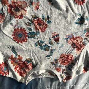 Ava & Viv grey floral pullover